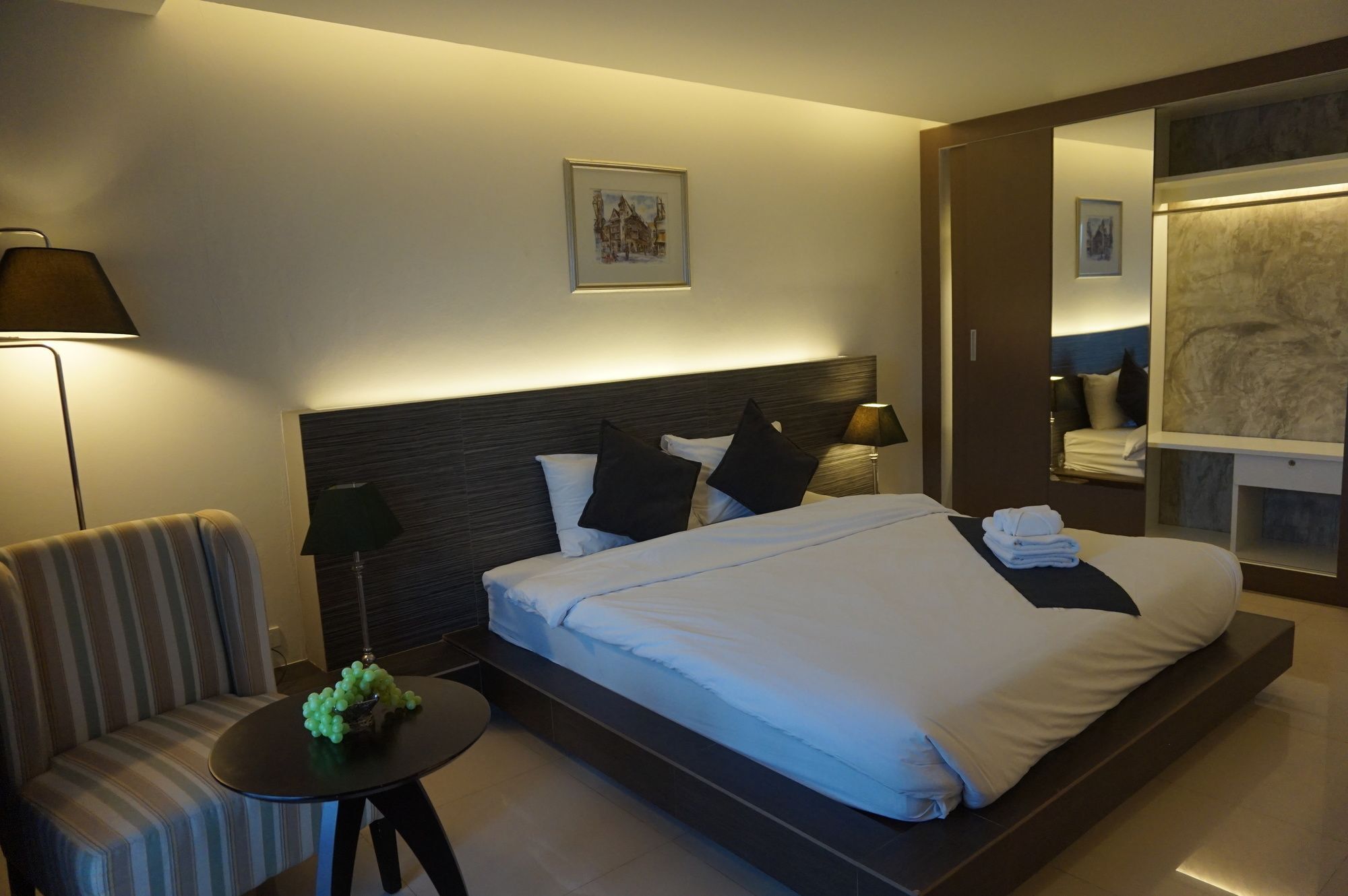Fortune D Hotel Phitsanulok Exterior photo