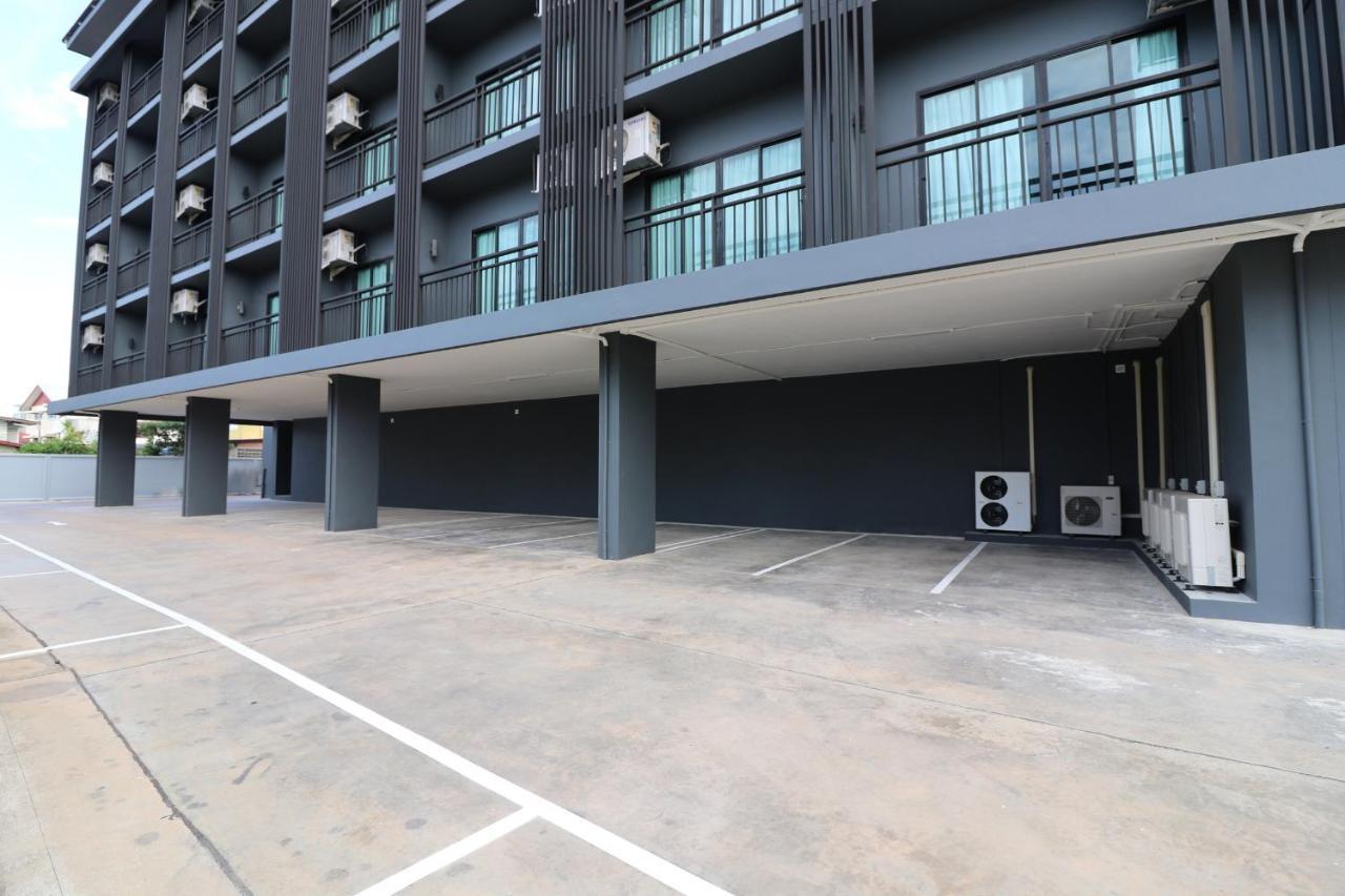 Fortune D Hotel Phitsanulok Exterior photo